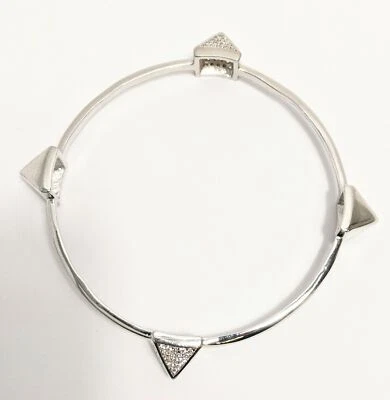 Brazalete brazalete negro cono piramidal plata para mujer Foto 1 de 4