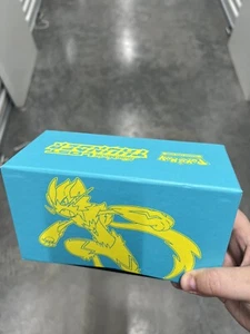 1x Pokemon LEERE Verlorener Donner Elite Trainer Box ETB - Kartenspeicher - Zeraora - Bild 1 von 1