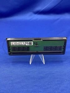 M323R4GA3PB0-CWM SAMSUNG 32GB (1X32GB) 2RX8 PC5-5600B UDIMM MEMORY - Picture 1 of 6