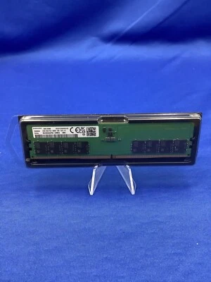 M323R4GA3PB0-CWM SAMSUNG 32GB (1X32GB) 2RX8 PC5-5600B UDIMM MEMORY - Image 1 of 4