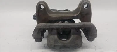 Pinza trasera derecha Chevrolet Suburban 1500 '21-'24 OEM 47 K millas ¡1 año como nueva!! Foto 1 de 4