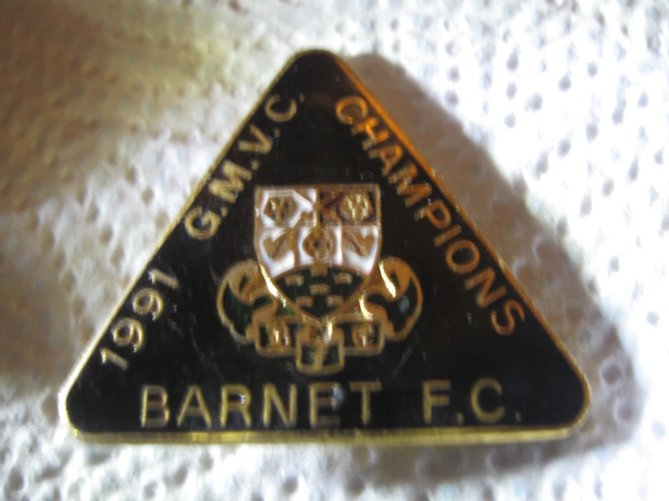 RARE OLD 1991 BARNET FOOTBALL CLUB CHAMPIONS LARGE ENAMEL BROOCH PIN BADGE - Image 1 of 2