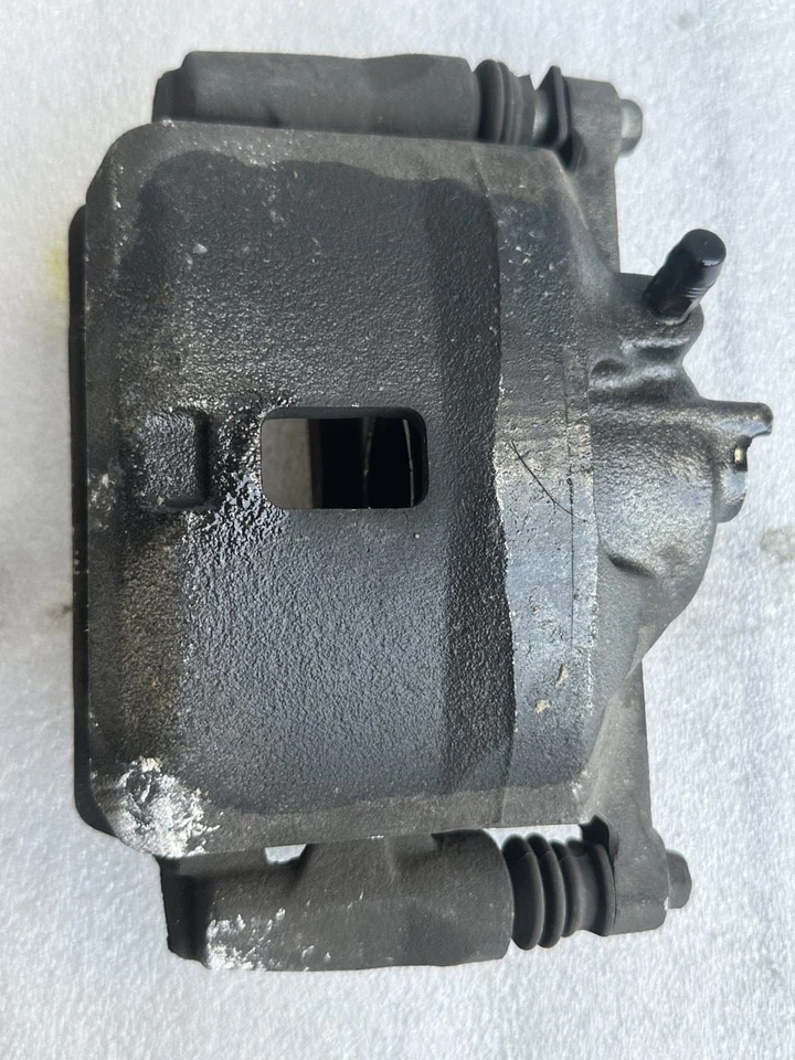 Honda Civic 2007 cupé lado derecho pasajero pinza de freno delantera 1,8 L Foto 1 de 4