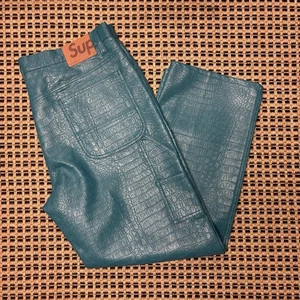 Pantalones de pintor Supreme SS22 imitación cocodrilo verde azulado talla 34 - Imagen 1 de 10