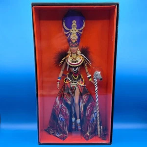Barbie Tribal Beauty Gold Label Puppe X8262 afrikanisch inspirierte Mode Mattel in Bo - Bild 1 von 13