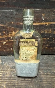 Antica bottiglia di cognac Hennessy fiaschetta anca senza topper - Foto 1 di 5