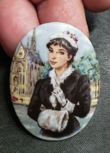 Porcelain Lady Muff Gloves Hat Jewelry Making Piece Vintage - Picture 1 of 3