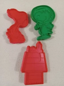 Snoopy Cookie Cutters United Syndicate Inc Dog House Astronaut Dancing Lot of 3 - Picture 1 of 3
