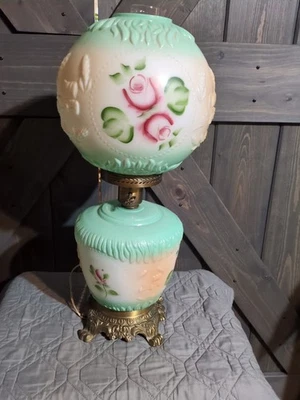 Lámpara Lo que el viento se llevó diseño de rueda de carro antiguo 24" verde claro de colección floral Foto 1 de 4