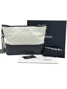 Chanel Gabrielle Tasche Medium 2018 Runway weiß Schwarz mit Box Karte Entrupy - Bild 1 von 12