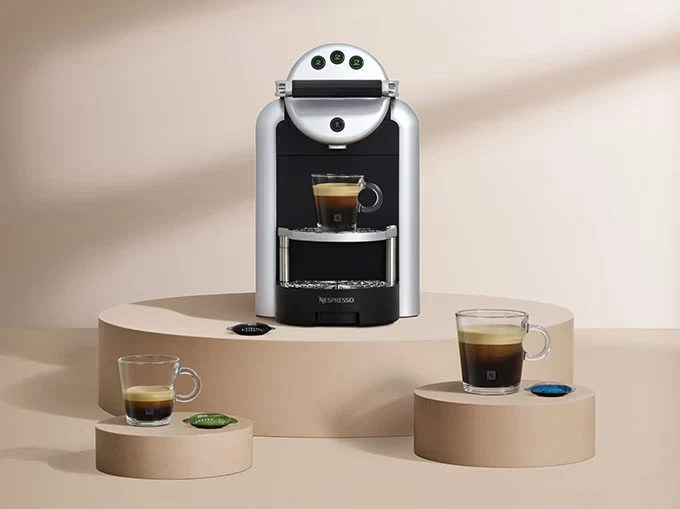 Macchina da caffè NESPRESSO Pro Zenius - Immagine 1 di 2
