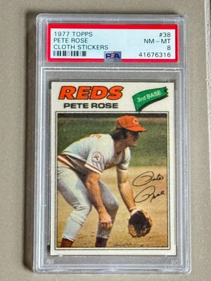 Pete Rose -- 1977 Topps Cloth Stickers PSA 8 -- SHARP, WELL CENTERED Future HOF - Image 1 of 4