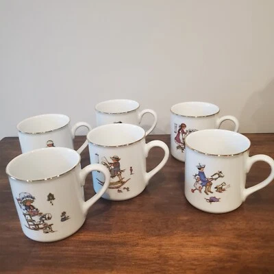 Set Of 6 Coca Cola Porcelain Coffee Mug Set Special Playing Child Gold Rim VTG Foto 1 de 4