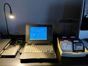 Laptop Compaq Contura Aero 4/33C (Vintage intel 486SX-33) - Photo 1/3