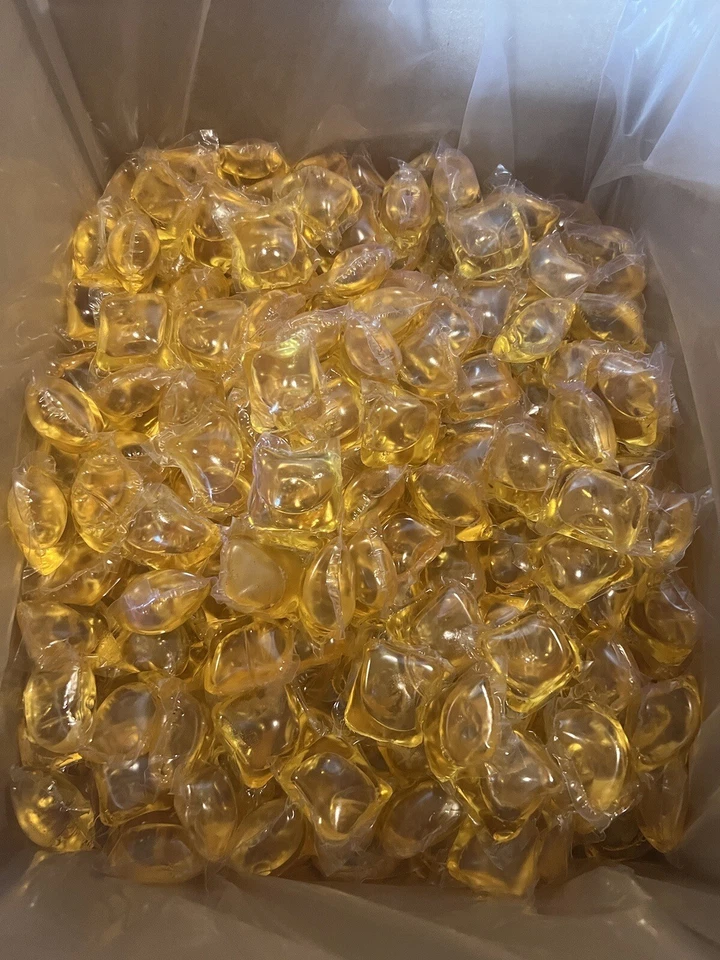 Bulk Case of Sensitive Laundry (Approx. 700 Count) - Image 1 of 1