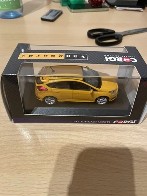 Corgi 2017 Ford Focus MK3 ST 1:43 Diecast Modellauto In OVP - Bild 1 von 3