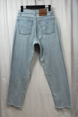 VTG Levis 550 Jeans Womens 31x30 (29x29) Relaxed Fit Tapered Light Wash USA 90s - Image 1 of 4