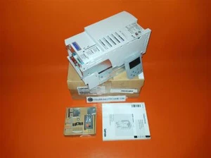 Lenze Frecuencia Tipo: E82ev752k2c/E82ev752 _ 2c Inkl. Bedienmodul E82zbc - Imagen 1 de 3