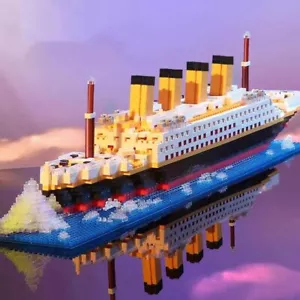 Titanic Eisberg Kreuzfahrtschiff Boot Wrack Set Zum Selbermachen Modellbausteine Steine Spielzeug - Bild 1 von 14