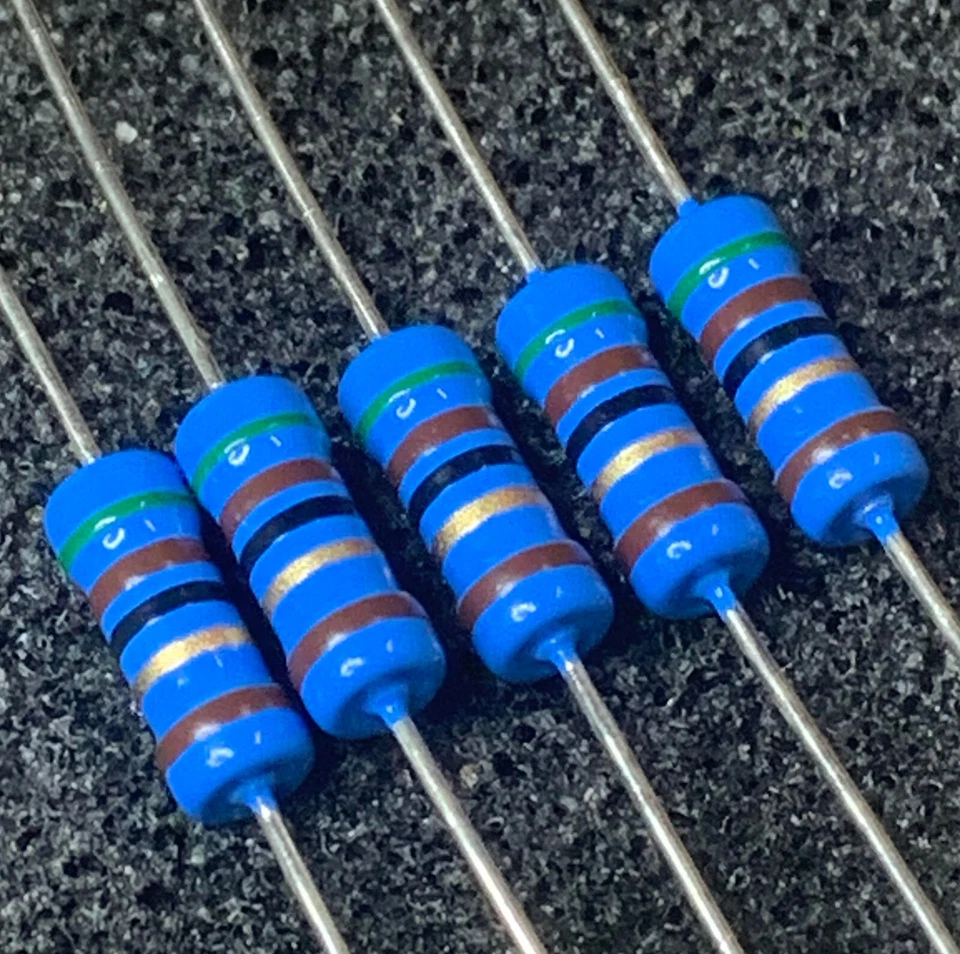 ROYAL OHM 5 Resistenze 51 Ohm 2W ±1% Metal Film 5x12mm ( 5 pezzi )