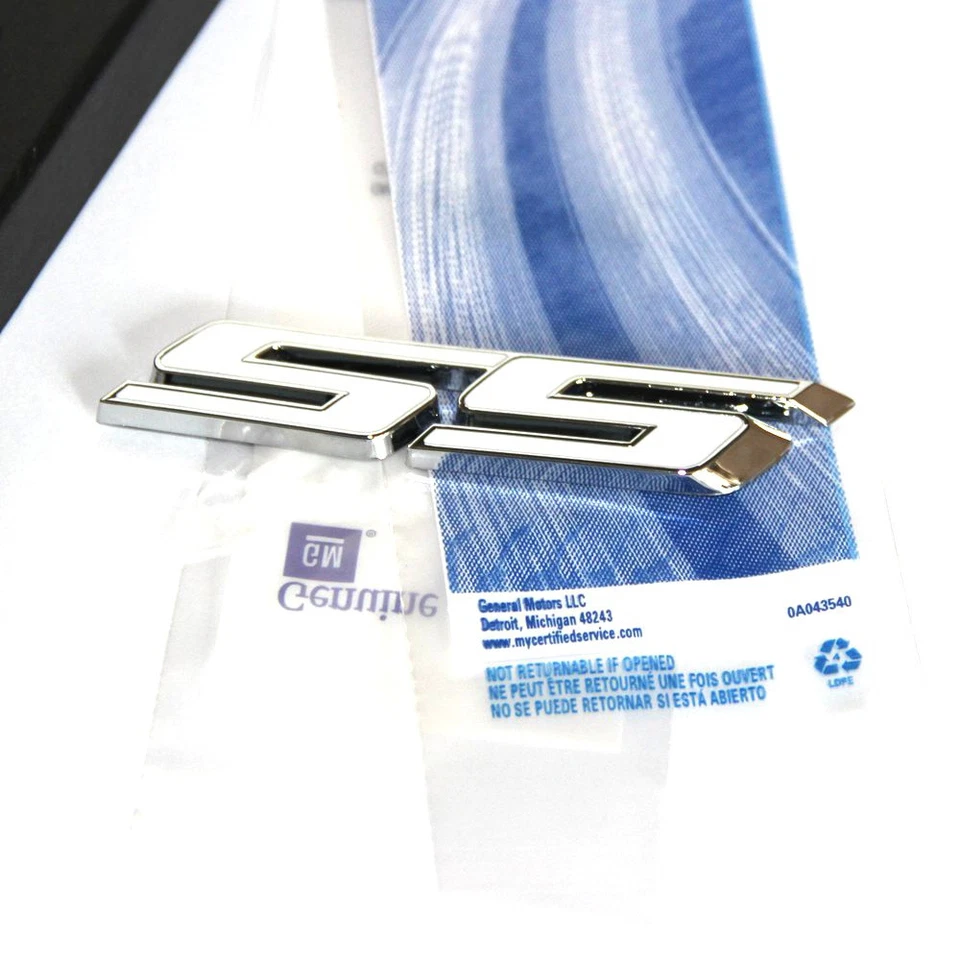 1x Pegatina Insignia Emblema SS OEM 3D para Serie Camaro Blanco Brillante Foto 1 de 3