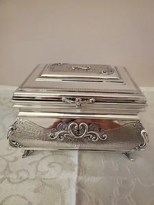 HAZORFIM STERLING SILVER 925 ETROG BOX: BERN DECORATED ESROG BOX BRAND NEW - Picture 1 of 2