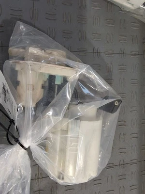 Fuel Pump Assembly Tank Mounted Hatchback GT Fits 14-17 ELANTRA 3554164 - Image 1 of 4