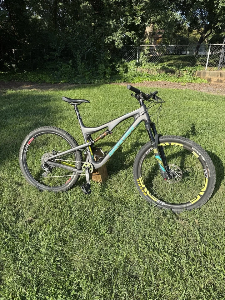 2016 Santa Cruz 5010CC XL Mountain Bike Bicycle Full Suspension - Image 1 of 4