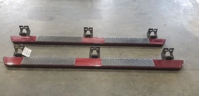 17 DODGE RAM 1500 CREW CAB RUNNING BOARD SIDE STEP SET PAIR MAROON Foto 1 de 4