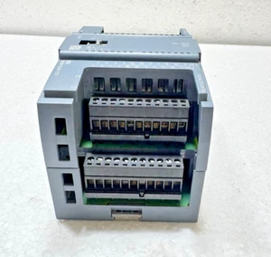 SIEMENS SIMATIC MODULE SIMATIC S7-1200 SM 1222 RLY(CO) 6ES7 222 -1XF32-0XB0 - Picture 1 of 8