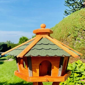DARLUX Vogel Futter Haus XL Sechseck Holz Vogelhaus Futterstelle Braun/ Grün - Bild 1 von 4