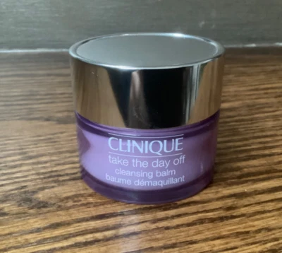 Bálsamo de Limpeza Clinique Take The Day Off 1 oz./30 ml Tamanho de Viagem (Novo) - Imagem 1 de 4