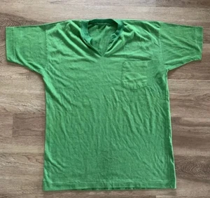 1940s 50s Vintage Mens T-shirt With Pocket V Neck Green - Picture 1 of 9