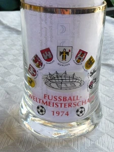 Bierkrug aus Glas Fußball WM 1974 TOP ZUSTAND - Bild 1 von 4