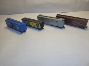 4 Stück HO SCALE GÜTERWAGEN BOXCAR Modelleisenbahn Zug Box Car - Bild 1 von 13