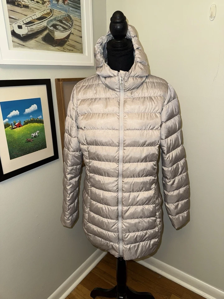 Chaqueta acolchada Eddie Bauer Parka Mujer MD Gris Cremallera completa Con capucha Embalable Foto 1 de 4