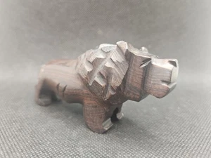 Lovely Hand Carved Wooden Lion - Picture 1 of 9