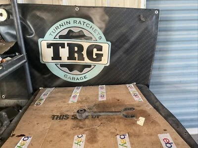 09-17 Infiniti G37 Nissan 370Z Barra de radio trasero 55110-JK00C Foto 1 de 4