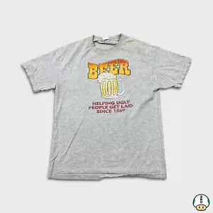 Camiseta De Colección Y2K Cerveza Para Hombres Grande Gris Ayudando a la Gente Fea a Poner Camiseta Divertida - Imagen 1 de 9