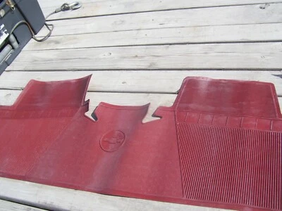 Tapete de assoalho Chevrolet bronze 986575 NOS 1966, 1967, 1968 - Imagem 1 de 3