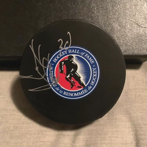 Henrik Lundqvist Signed HOF Hockey Puck - NY Rangers 2023 Hall of Fame Goalie! - Picture 1 of 1