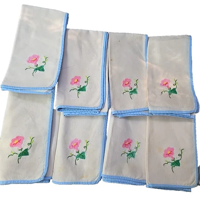 Set di 8 tovaglioli da pranzo con ricamo e bordo - Immagine 1 di 4