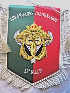 FANION (CANNETILLE) DES DRAGONS PARACHUTISTES LE 13° RDP LES ENGAGES VOLONTAIRES - Picture 1 of 2