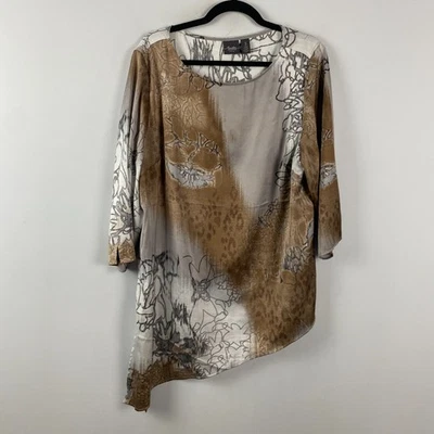 Túnica assimétrica Chicos Travelers tamanho 3 EUA XL elástica mangas 3/4 estampa mista - Imagem 1 de 4