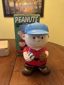 HTF Vintage 1994 Benjamin & Medwin Charlie Brown Baseball Ceramic Cookie Jar - Picture 1 of 18