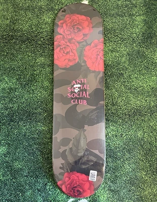 BAPE x Anti Social Social Club滑板甲板 — 第 1/3 张图片