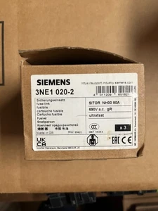 SIEMENS New 3NE1020-2 3NE1 020-2 3NE10202 80A 690V  3 in BOX  NEW - Picture 1 of 2