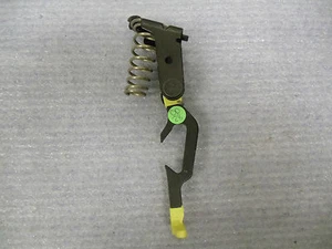 VW Passat 1.8 Front Hood Hinge Release Lock PA66GF30 - Picture 1 of 4