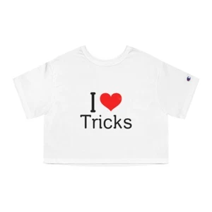 I Heart Tricks Cropped T-Shirt - Picture 1 of 7