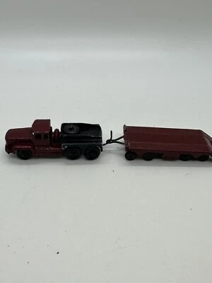 Matchbox Lesney Rotinoff Super Atlantic Tractor No 15 And Trailer No 16 - Image 1 of 4